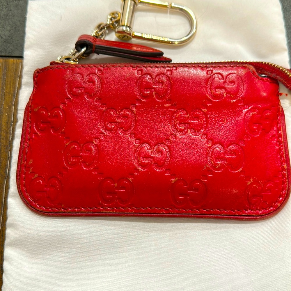 Gucci Signature Key Case Keychain Wallet